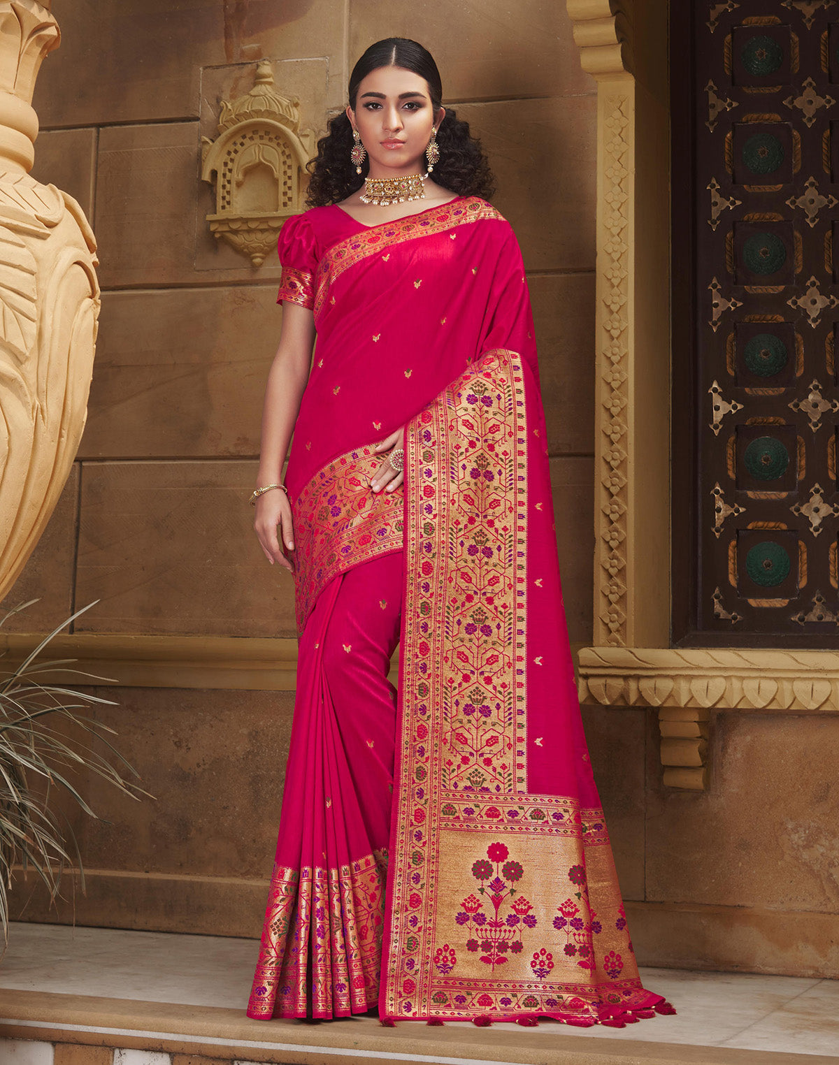 Pink Coloured Floral Banarasi Paithani Border Saree