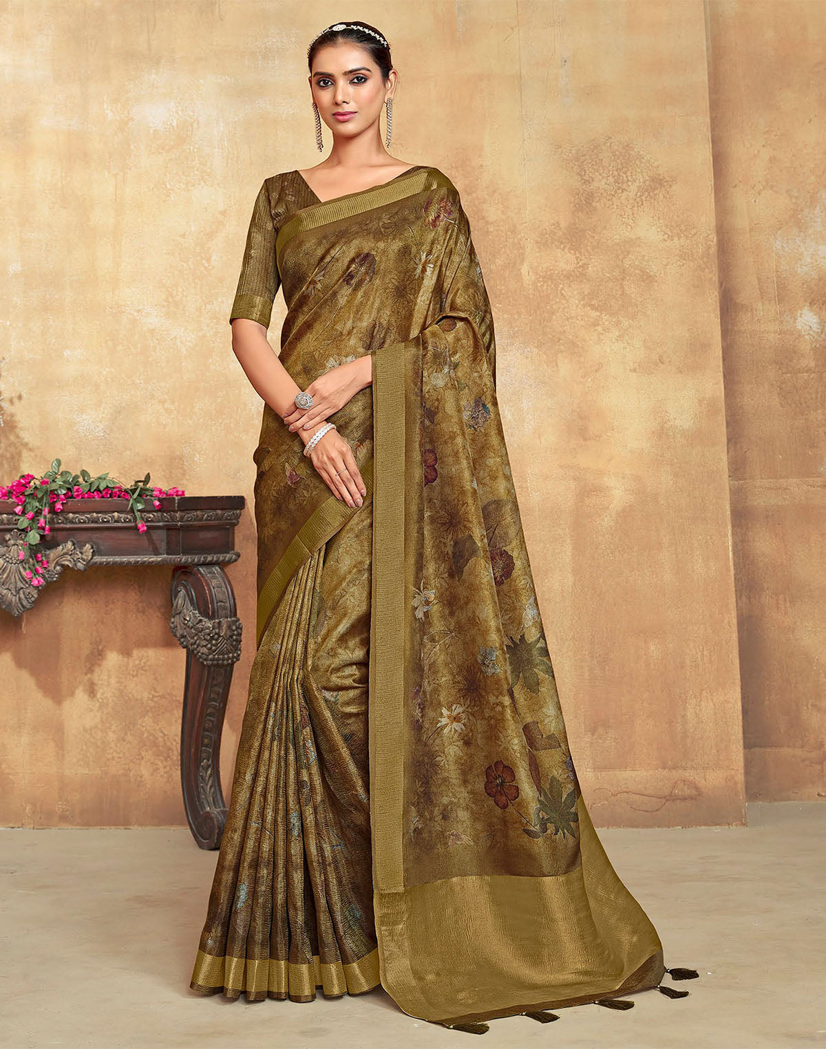 Mehendi Green Dola Silk Saree with Self Blouse