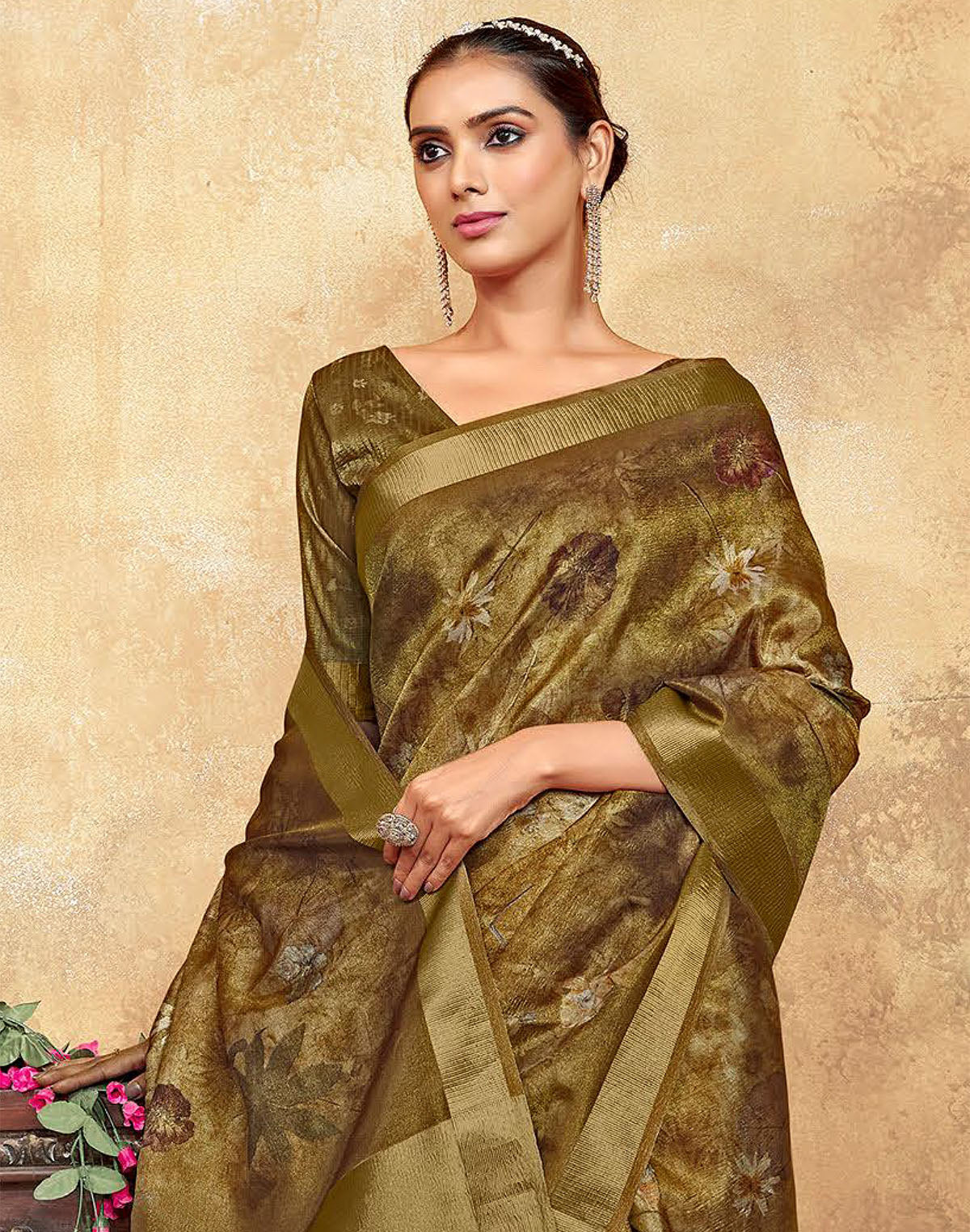 Mehendi Green Dola Silk Saree with Self Blouse