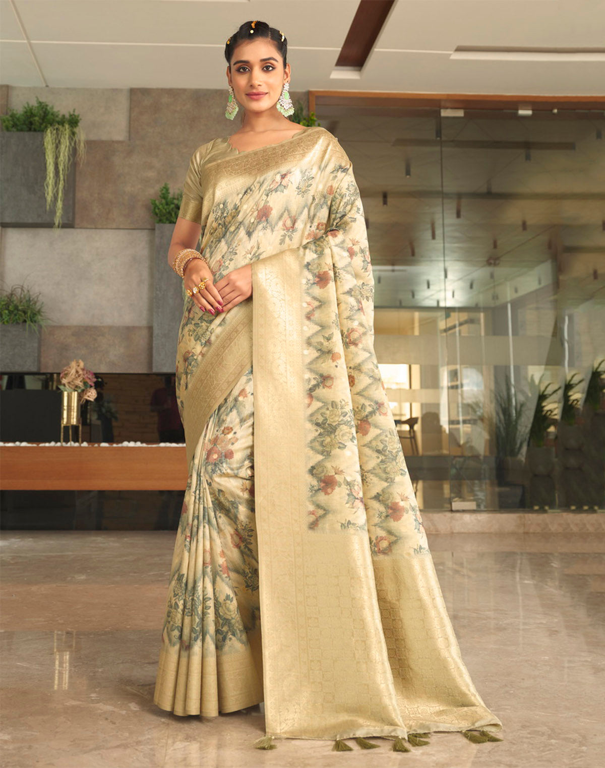 Digital Print Art Silk Saree in Cream