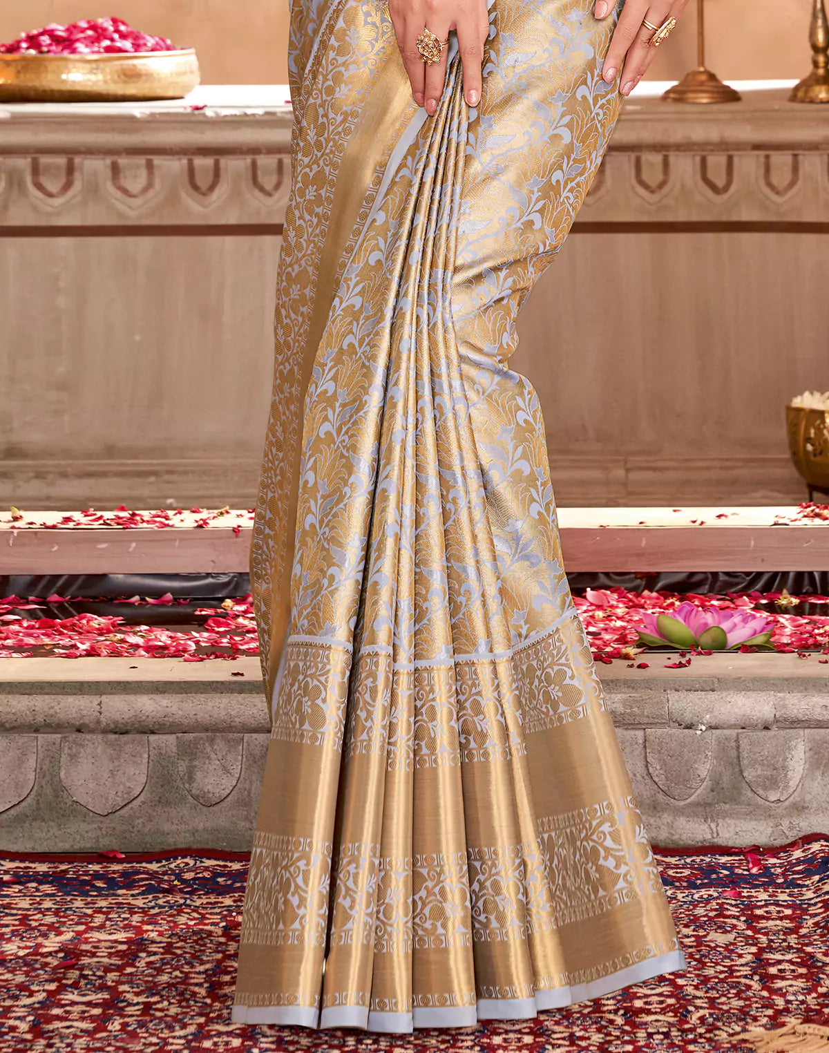 Grey Floral Tissue Jaal Semi Silk Skut Border Saree