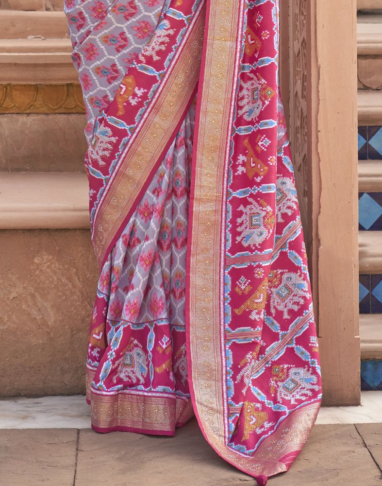 Stylish Light Grey Ikat Print Patola Saree