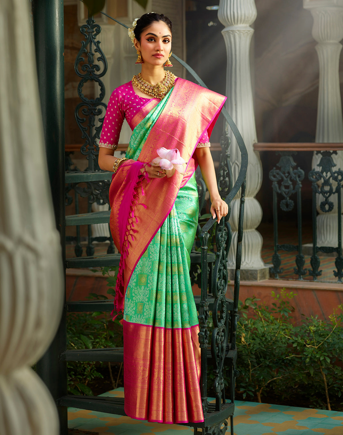 Green Floral Pure Silk Kanjivaram Saree with Big Contrast Skut Border