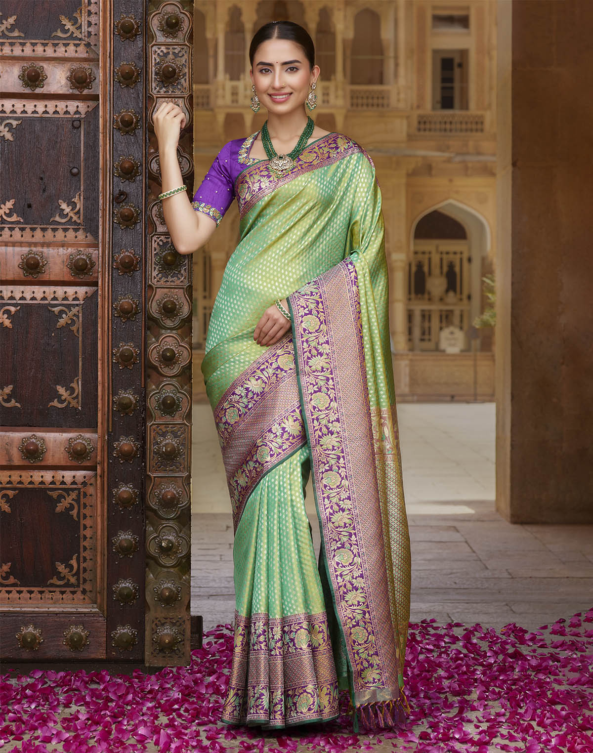 Double Shaded Green Brocade Design Pure Silk Contrast Skut Border Saree