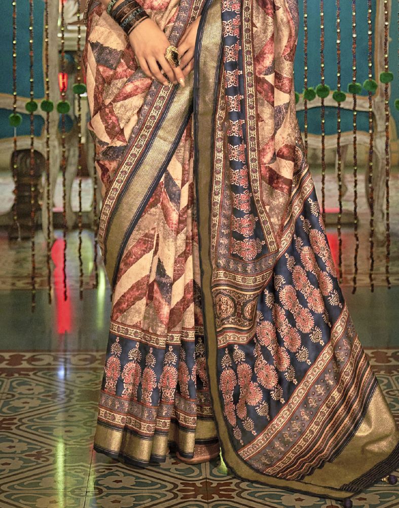 Peach Geometric Print Banaras Silk Patola Saree